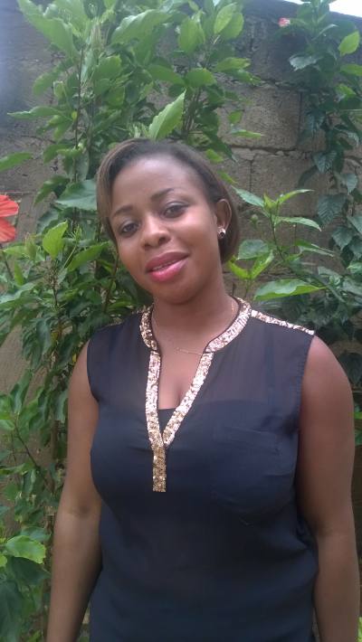 Sabine 35 ans Yaoundé Cameroun