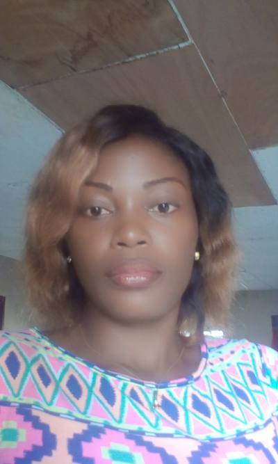Tania 36 ans Libreville Gabon