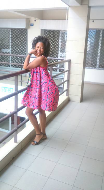 Elodie 35 ans Yaoundé Cameroun