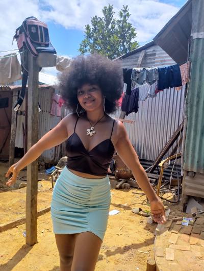 Nelly 21 Jahre Sambava Madagaskar