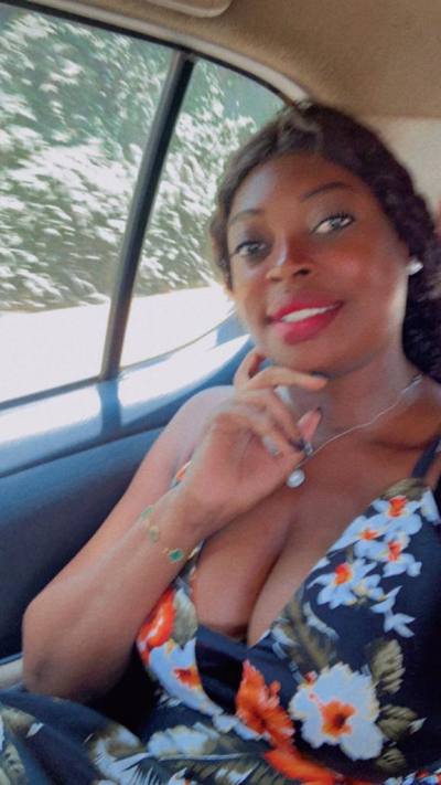 Elise 35 ans Yaoundé  Cameroun