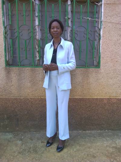 Dominique 58 ans Yaoundé Cameroun