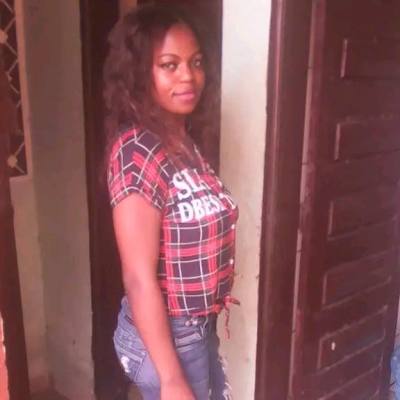 Mariane 32 ans Yaoundé Cameroun
