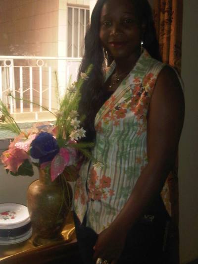 Carmen fabiola 29 ans Yaoundé Cameroun