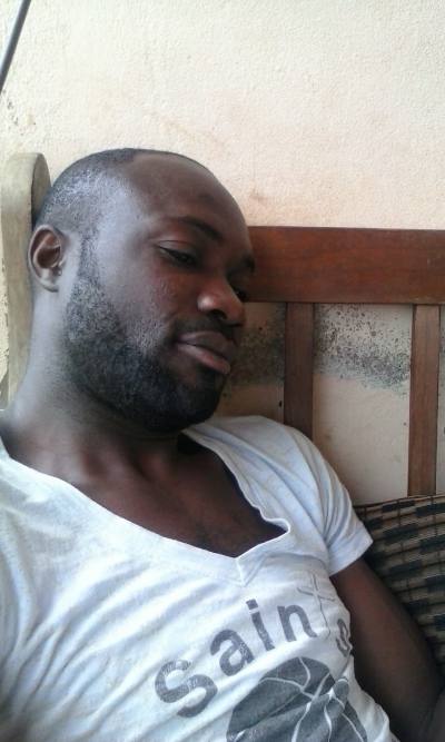 Marcel 39 ans Mbalmayo Cameroun