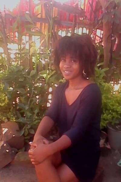 Marie 34 ans Vohemar Madagascar