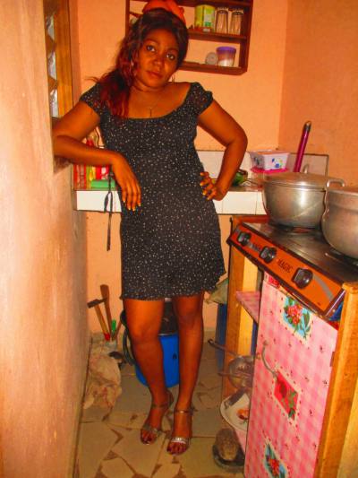 Rachel 40 ans Nkomo  Cameroun