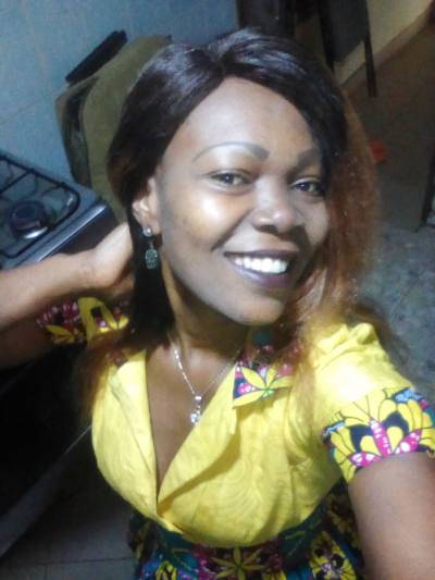 Antoinette 40 Jahre Yaoundé Kamerun