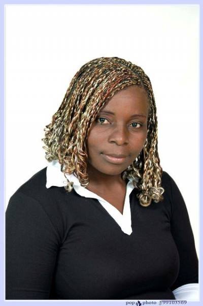 Maylis 49 ans Yaoundé5 Cameroun