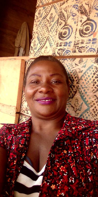 Fifine 48 ans Mfou Cameroun