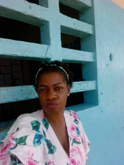 Carla 39 Jahre Libreville Gabun