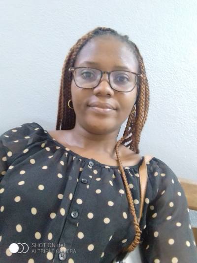 Stephany 29 years Douala Cameroon