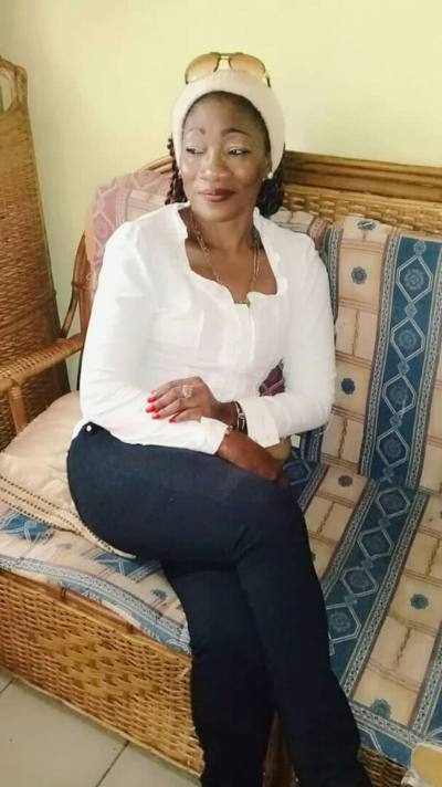 Sophie 55 ans Yaounde Cameroun