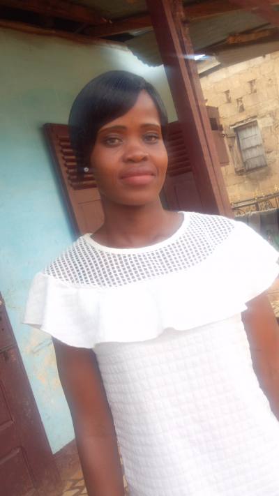 Anita 31 ans Yaoundé Cameroun