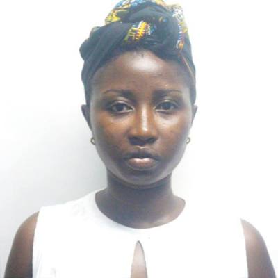 Viviane 32 years Douala Cameroon