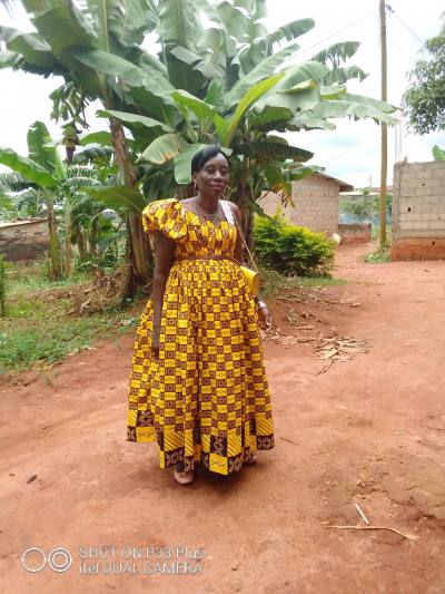 Aline 66 ans Yaondé Cameroun