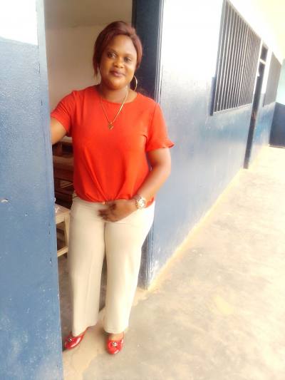 Karine 34 ans Rurale Cameroun