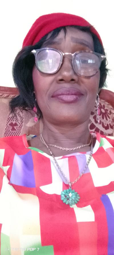 Sabine 58 ans Yaounde Cameroun