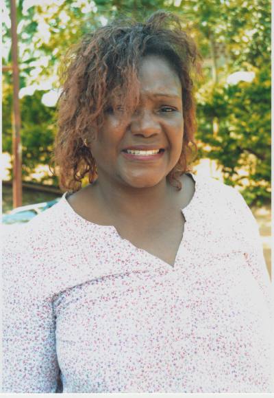 Louise 44 Jahre Yaounde Kamerun