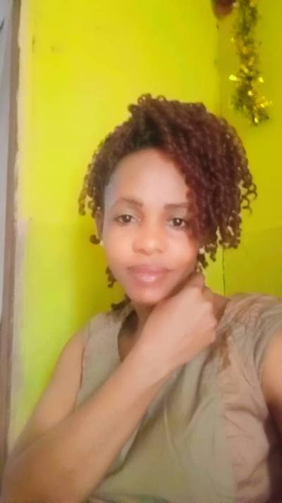 Sandrine 39 ans Yaoundé Cameroun