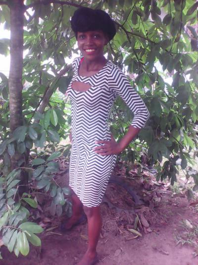 Gaelle 39 ans Douala Cameroun