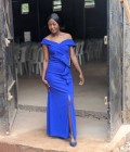 Ornella 22 Jahre Yaounde Kamerun