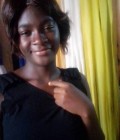 Marina 19 ans Yaounde Cameroun