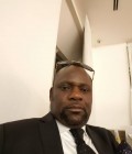 Guy 50 ans Paris Cameroun