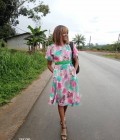Stella 32 Jahre Beti Kamerun