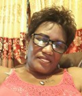 Nelly 62 ans Grenoble  France