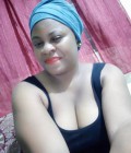 Nadine 44 Jahre Douala Kamerun