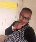 Solange 45 years Urbaine Cameroon