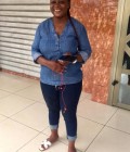 Flore 32 Jahre Yaoundé Kamerun