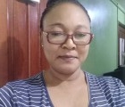 Marie 45 Jahre Yaoundé Kamerun