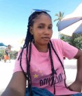 Véronique 28 years Ambanja Madagascar