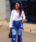 Claire 30 ans Yaoundé Cameroun