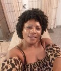 Olga 26 ans Douala Cameroun