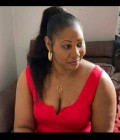 Sandrine 37 Jahre Yaoundé Kamerun