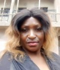Carine 37 ans Centre Cameroun