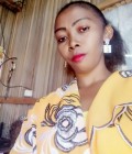 Annie 38 Jahre Antananarivo Madagaskar