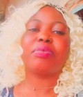 Beatrice 35 Jahre Mbalmayo Kamerun