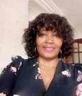 Pauline 48 Jahre Yaoundé Kamerun