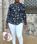Lucie 26 Jahre Yaoundé  Kamerun
