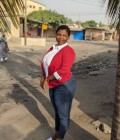 Philomene 26 Jahre Lomé Gehen