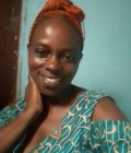 Rosine 32 years  Cameroun
