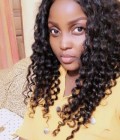Tesia 28 ans Douala  Cameroun