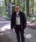 Yves 62 ans Courcelles Belgique