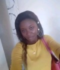 Aline 32 Jahre Centre Kamerun