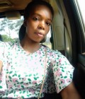 Luna 28 ans Yaoundé Cameroun