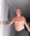 Mick 63 ans Einville Au Jard France